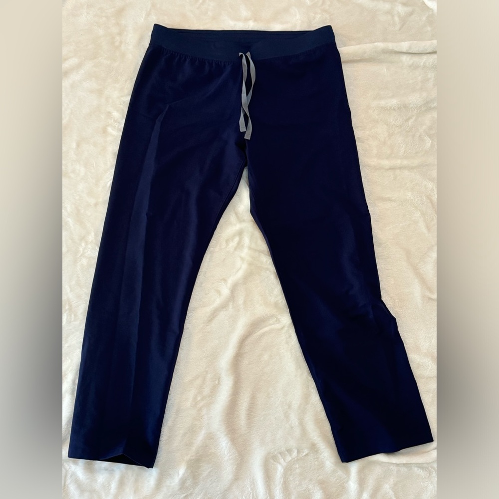 Figs Livingston scrub pant size large